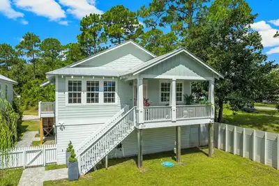 Image de The Pink Snapper-10 min from beach, 3min from boat ramp in Santa Rosa Beach.