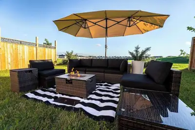 Image de This house is a 4 bedroom(s), 2. 5 bathrooms, located in Cambridge, On.