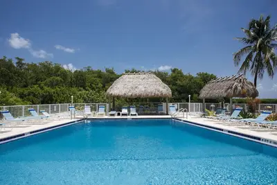 Image de Ocean View Beautifully Remodeled 2\/2 at Seagulls