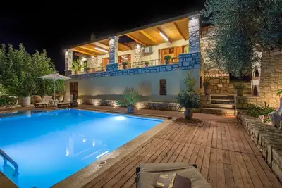 Image de Villa Myrrini – 3br with Pool & Panoramic Views