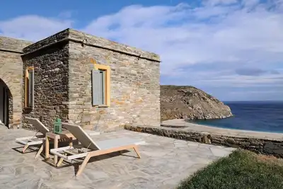 Spacious Villa with Magnificent Sea View