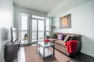 Image de Globalstay. Modern Dunfield Ave 1 Bedroom Apartment