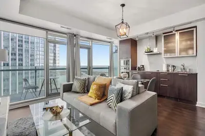 Image de Botanical 1 Bd+Den 51st Floor w/ lake & city views