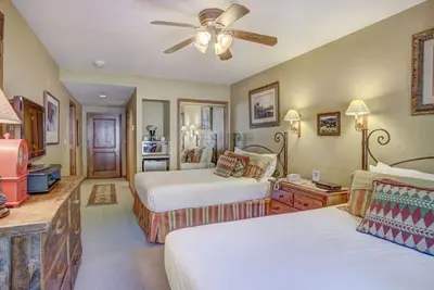 Image de Cozy Double Room | St. James Place, Beaver Creek