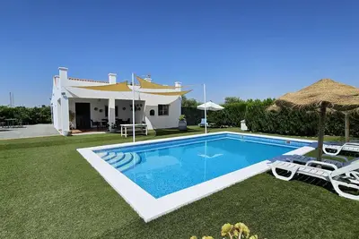 Image de Maison de campagne \"Casa Rural The Hope\" avec piscine privée, Wi-Fi et climatisation