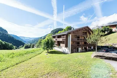 Image de Appartement \"Ty Aravis\" avec vue sur montagne et balcon
