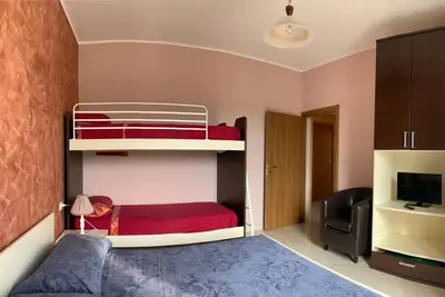 Image de Chambre 'Quadrupla' avec vue sur la montagne, Wi-Fi et climatisation