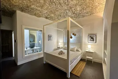 Chambre \"Cueva 3\" avec vue sur les montagnes, piscine privée et Wi-Fi