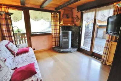 Image de Appartement 'Les Dents Du Midi-Echo De La Corne' avec terrasse privée, jardin privé et Wi-Fi