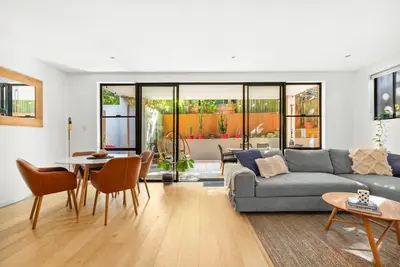 Image de Fab Bondi 2-Bed with Courtyard & Alfresco Dining