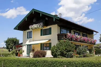Image de Appartement \"Ferienwohnung Alpenblick\" avec vue sur le lac, jardin privé et Wi-Fi
