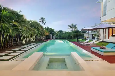 Image de Modern Spacious, Family 5br Pool Villa in Canggu