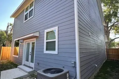 Image de Home Near Downtown Dallas\n\n