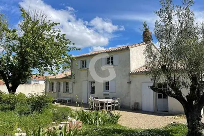 Image de Charmante Maison de village avec linge-plage 12km
