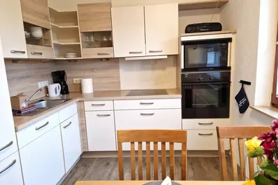 Image de Central first floor apartment for 4 people in the heart of Norddeich