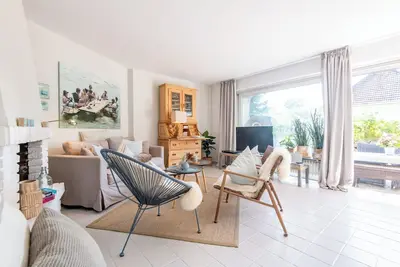 Image de Familie. Garten. Idylle