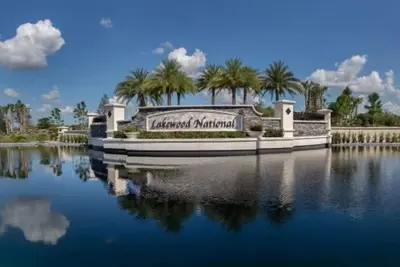 Image de Resort Style 1st Floor Condo in Amazing Lakewood National Golf Community!