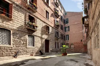 Image de White Flowers by Wonderful Italy