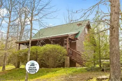 Image de Scenic Solitude at Cabins in the Clouds!