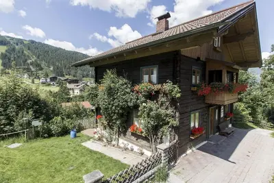 Image de Resl Resort - Chalet Schneiderhäusl - Holiday home (8-14 persons\/6 bedrooms)