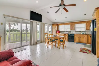 Image de 5 Mi to Beaches: Sunny Port Isabel Golf Retreat