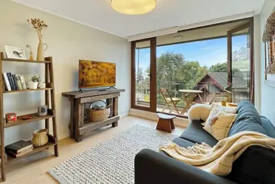 Lake view, Location and 5-star experience\n