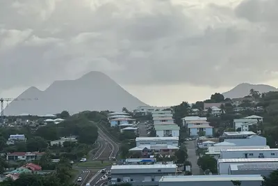 Image de Villa \"Sunset\" Ă quelques mn des plages et offrant une vue sur le morne larcher