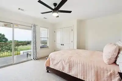 Image de 15 Acre Hill Country Ranch w/ Fenced Pool & Trails