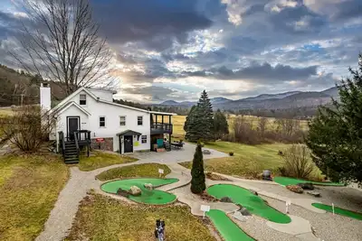 Image de The Valley Home (2-Bedroom) by RedAwning