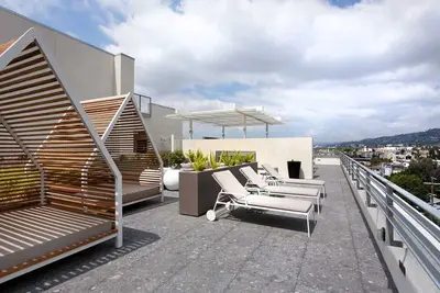 Image de Lux 3 Bedroom in Hollywood w\/Parking & Balcony!