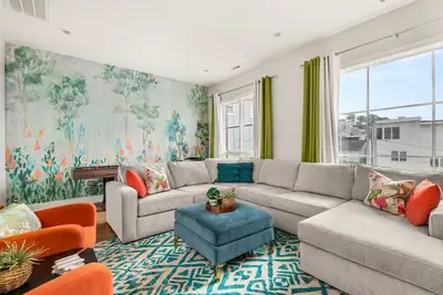 Image de The Oasis Holiday House – Tropical Views, Near Dt