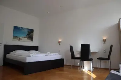 Image de Cozy 1br@ Apt. In Prime Location of Vienna
