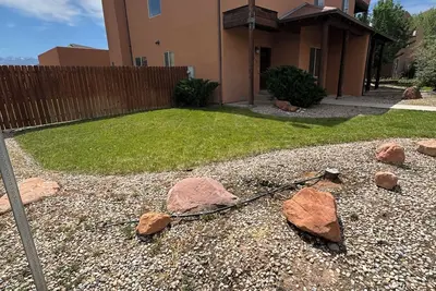 Image de 3-bedroom beautiful house in downtown Moab with Ac, WiFi, amazing location.