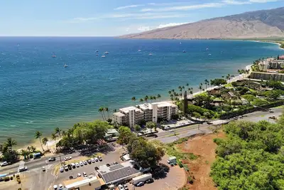 Image de Steps to 1 of the best Hi beach! Kb109