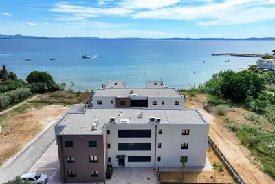 Image de Appartement de deux chambres avec la terrasse Privlaka, Zadar (A-23479-b)