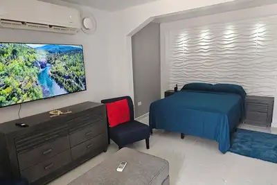 Image de Nala's studio in delightful Mayagüez with Ac, WiFi, free parking.