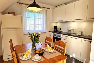 Image de Niedliche, Zentrale Ferienwohnung im 1. Og für bis 4 Pers. +baby -ca. 60 m²