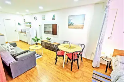 Image de Three Cozy apartments on the Premium Location - Bars and restaurants all around