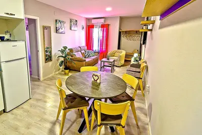 Image de Three Cozy apartments on the Premium Location - Bars and restaurants all around