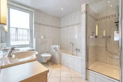 Image de Wohnung Nähe Mainz in Ehemaligem Weingut mit 6 Schlafzimmer