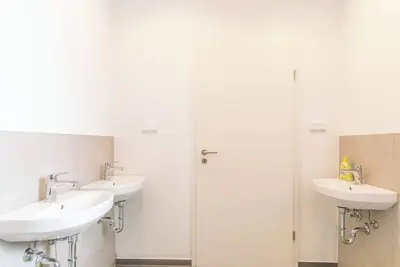Image de Wohnung fĂĽr 8 Personen in Ehemaligem Weingut mit 4 Schlafzimmern