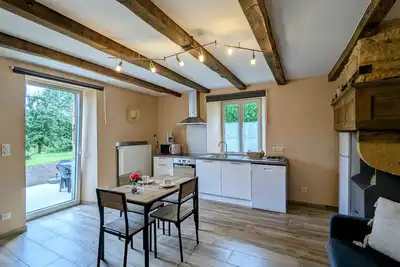 Image de Appartement Cosy avec Jardin et Terrasse – Confort et Charme à la Campagne
