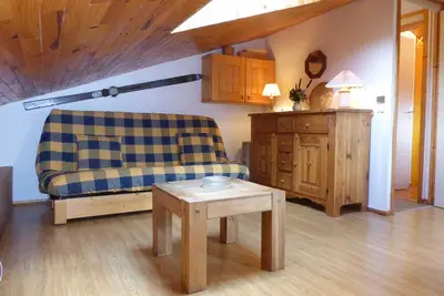 Image de Appartement cosy à Montchavin, rénové, 5 pers, balcon, proche commerces et pistes, parking gratuit