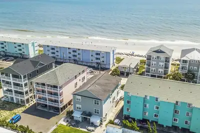 Image de Beach Access + Balcony ~ Pets Welcome