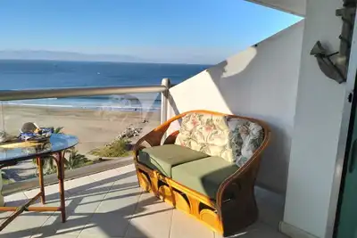 Image de Amazing condo on beachfront with incredible view