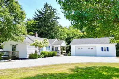 Image de Charming- Newly Listed, Spire, Gotl, Wineries