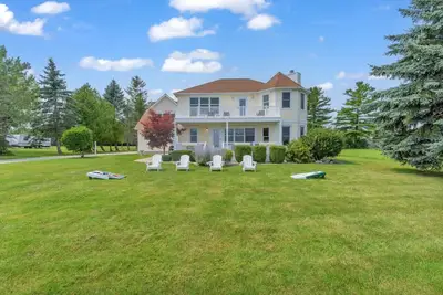 Image de Castleview Cove- 5Bd 4Ba Lakefront Luxury Retreat!