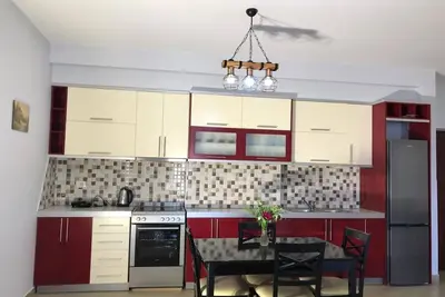 Image de Apartment with to bedrooms, to bathrooms, 3 balconies and living room\/kitchen.