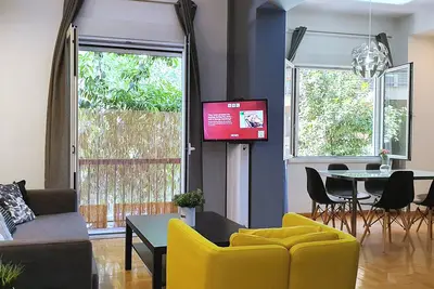Image de Renovated Modern & Specious 2Bd Apt Athens Center
