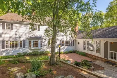 Image de 11 Bdrm ~🏠🏡1 Story-31ppl! 2 Houses Retreats, Firetable🔥Lkt Mtn 6acre